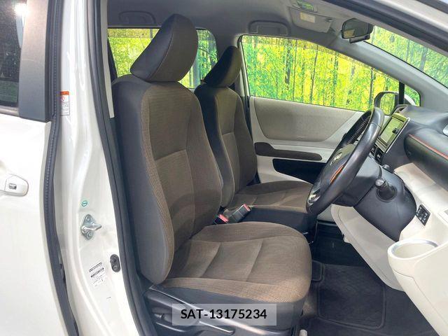 Toyota SIENTA 2015-10 7272946-7