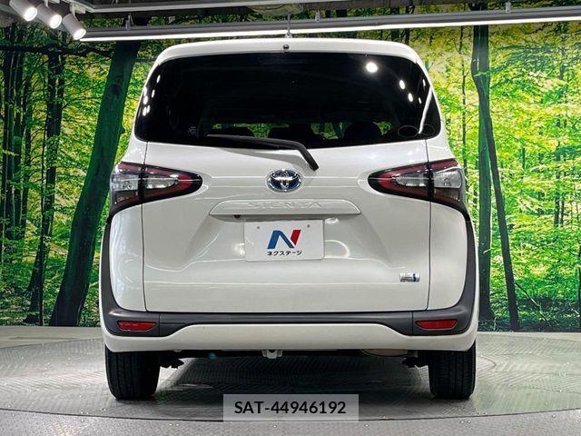 Toyota SIENTA 2017-03 7272950-15
