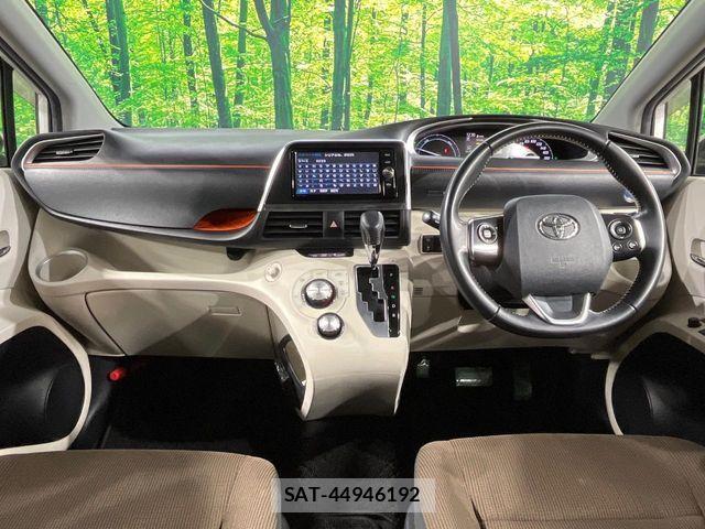 Toyota SIENTA 2017-03 7272950-1