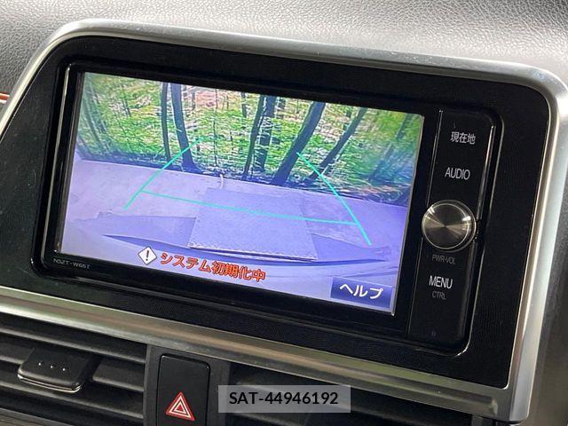 Toyota SIENTA 2017-03 7272950-4