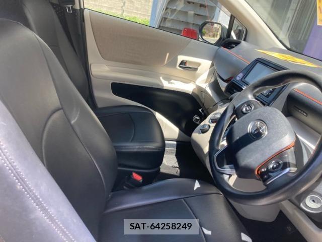 Toyota SIENTA 2015-09 7272571-13