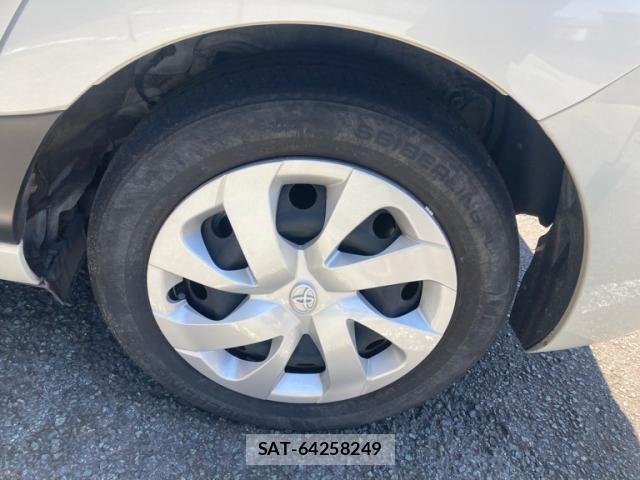 Toyota SIENTA 2015-09 7272571-5