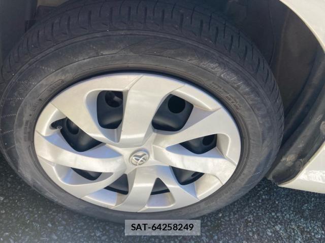 Toyota SIENTA 2015-09 7272571-7