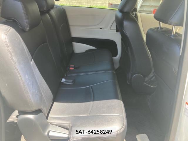 Toyota SIENTA 2015-09 7272571-8