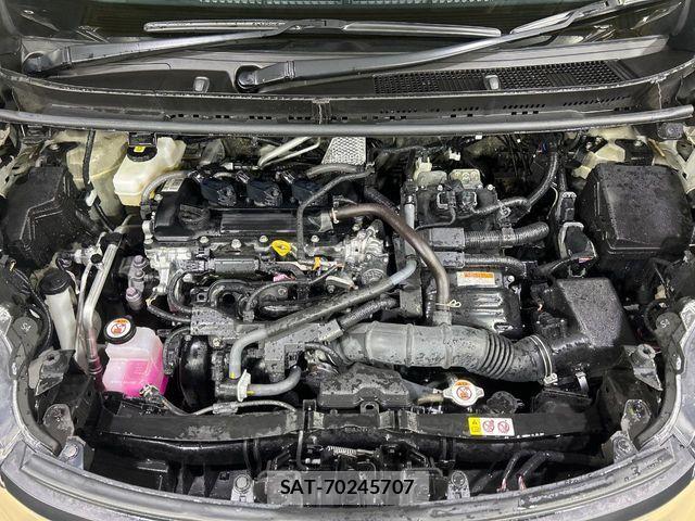 Toyota SIENTA 2022-12 7272936-19