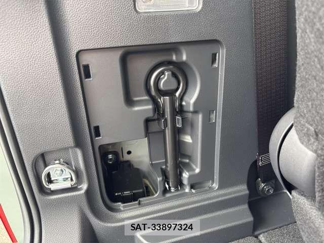 Toyota SIENTA 2025-06 7330089-9