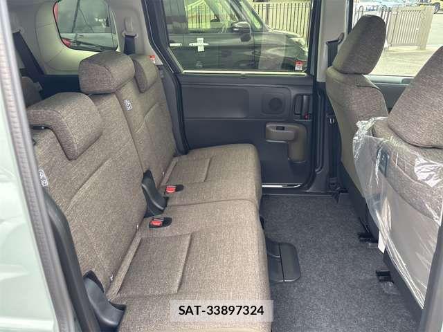Toyota SIENTA 2025-06 7330089-12