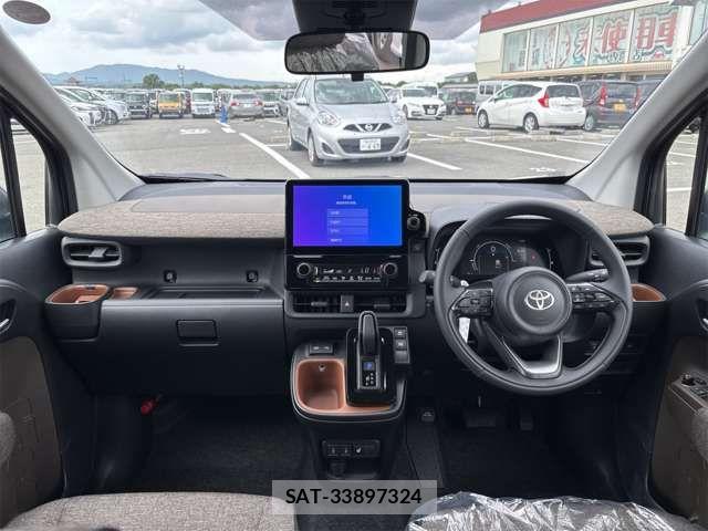 Toyota SIENTA 2025-06 7330089-13