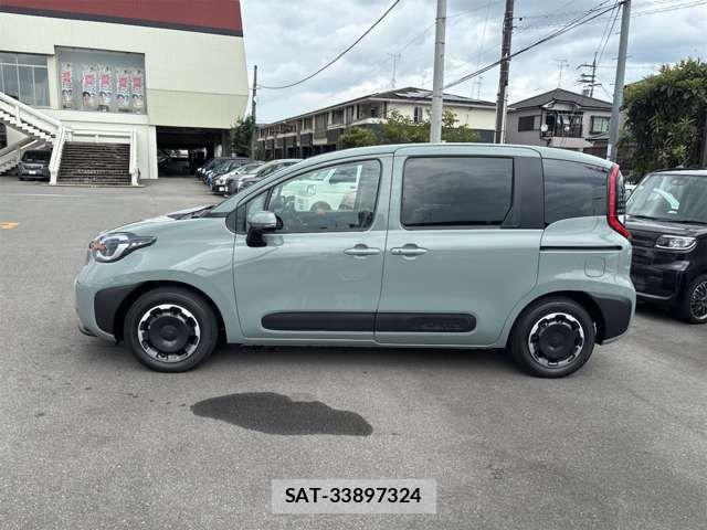 Toyota SIENTA 2025-06 7330089-7