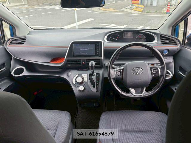 Toyota SIENTA 2016-04 7330121-9