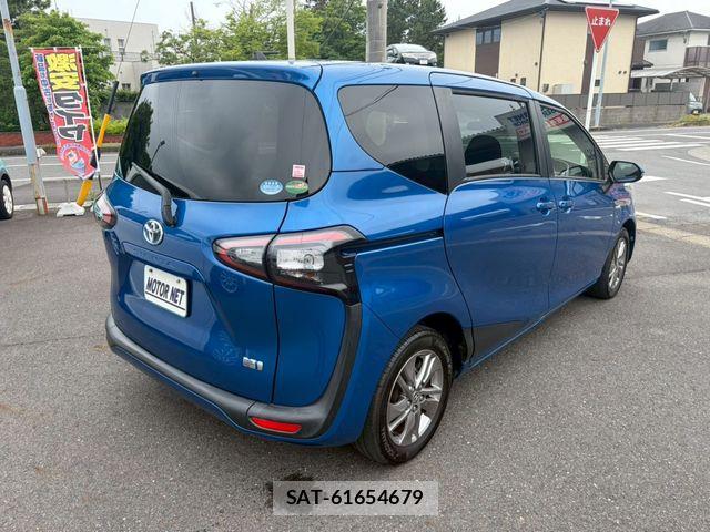 Toyota SIENTA 2016-04 7330121-1