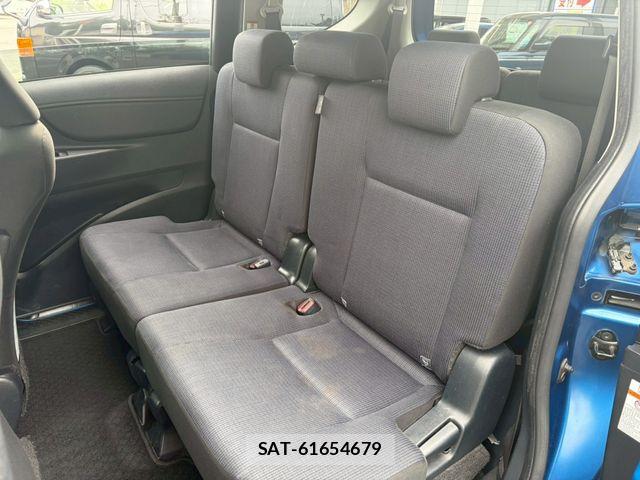 Toyota SIENTA 2016-04 7330121-4