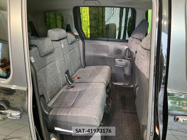 Toyota SIENTA 2024-01 7330103-9
