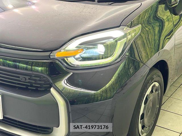 Toyota SIENTA 2024-01 7330103-14