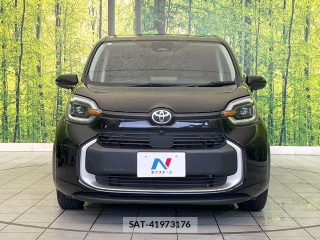 Toyota SIENTA 2024-01 7330103-15