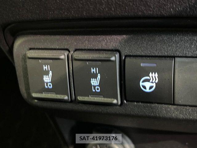 Toyota SIENTA 2024-01 7330103-7