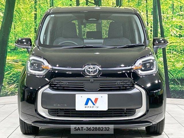 Toyota SIENTA 2024-08 7330106-14