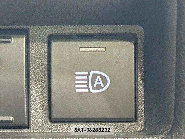 Toyota SIENTA 2024-08 7330106-6