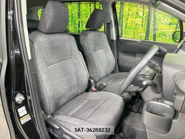 Toyota SIENTA 2024-08 7330106-7