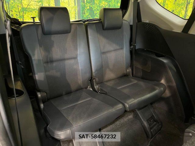 Toyota SIENTA 2017-10 7330116-9