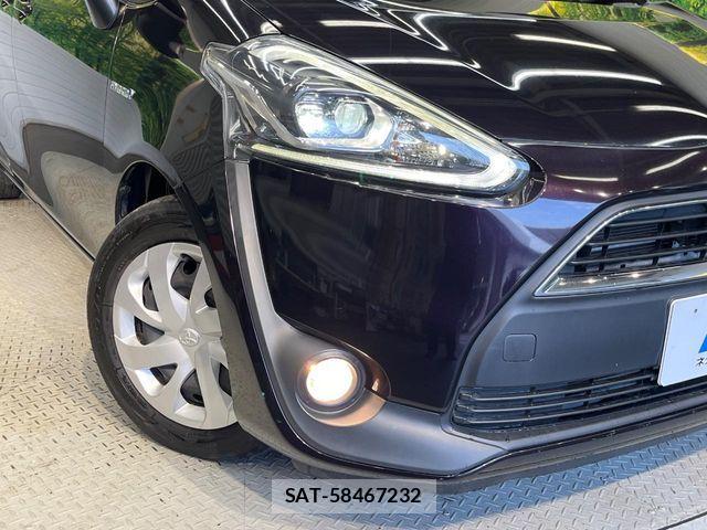 Toyota SIENTA 2017-10 7330116-12