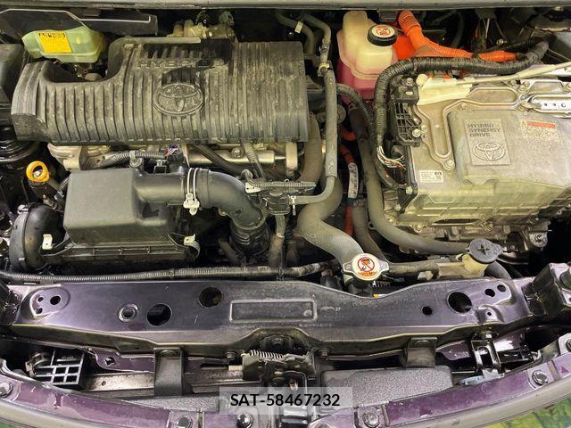 Toyota SIENTA 2017-10 7330116-17