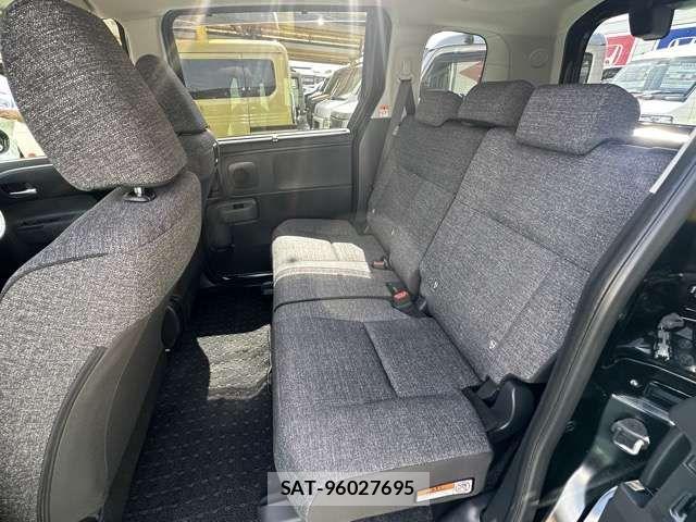 Toyota SIENTA 2025-06 7330105-3