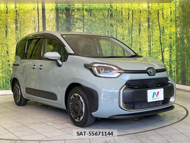Toyota SIENTA 2023-08 7330102-16
