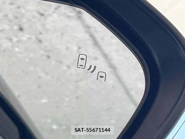 Toyota SIENTA 2023-08 7330102-6