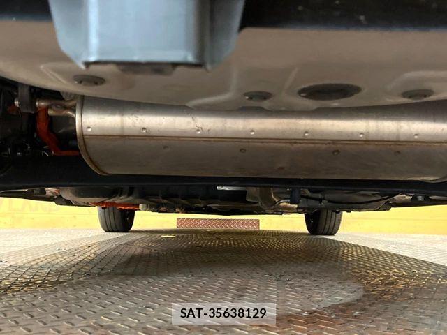 Toyota SIENTA 2023-12 7330109-18