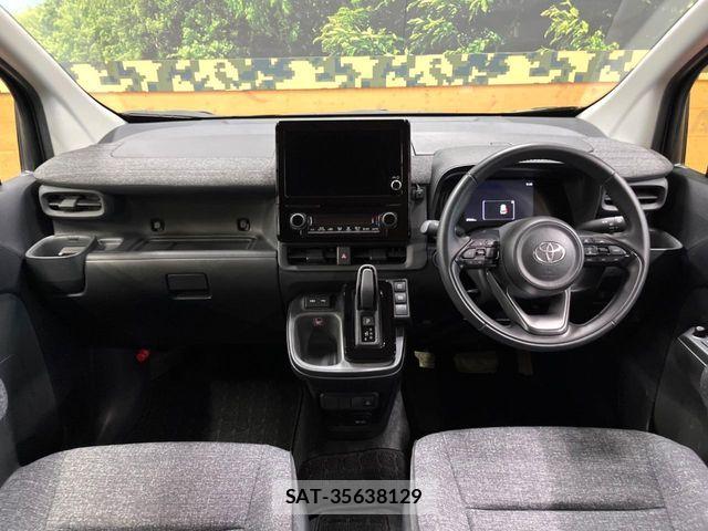 Toyota SIENTA 2023-12 7330109-1