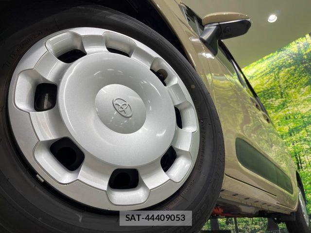 Toyota SIENTA 2025-01 7330104-12
