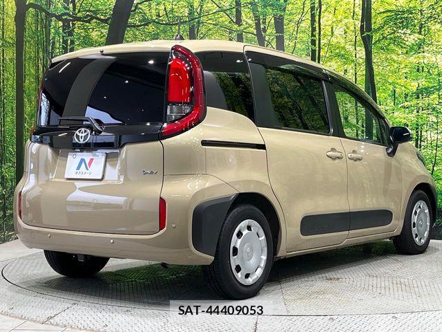 Toyota SIENTA 2025-01 7330104-17