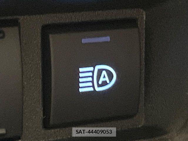 Toyota SIENTA 2025-01 7330104-7