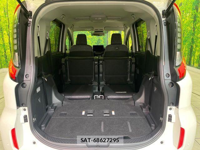 Toyota SIENTA 2023-05 7330110-10