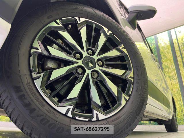 Toyota SIENTA 2023-05 7330110-13