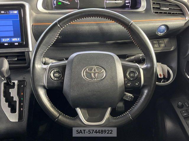 Toyota SIENTA 2020-08 7330113-11