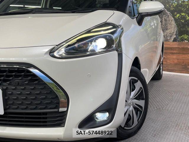 Toyota SIENTA 2020-08 7330113-12