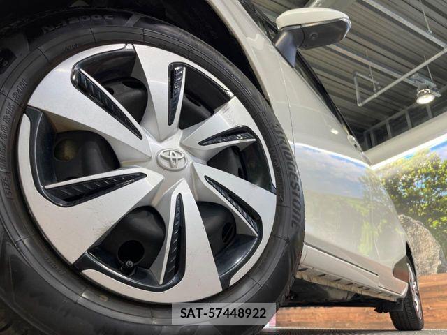 Toyota SIENTA 2020-08 7330113-13