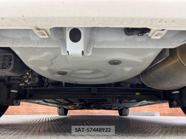 Toyota SIENTA 2020-08 7330113-18