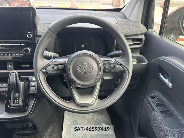 Toyota SIENTA 2024-03 7330111-5