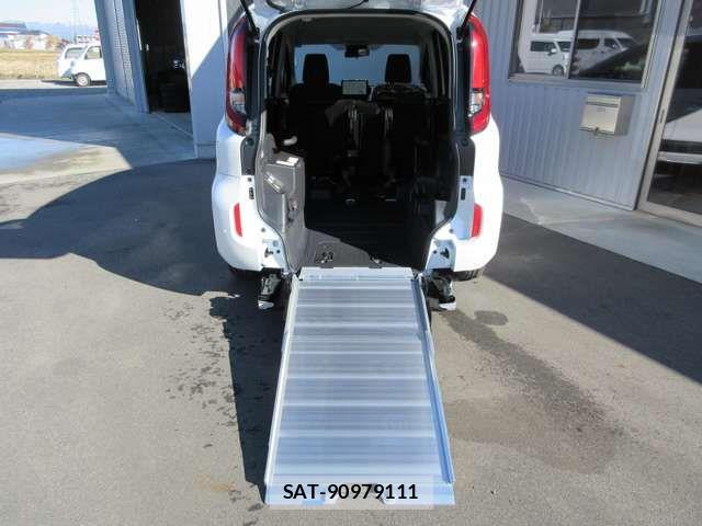 Toyota SIENTA 2026-05 7330097-9
