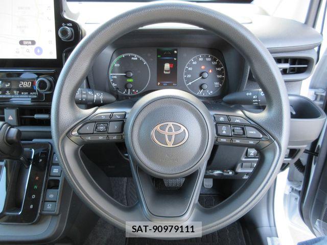 Toyota SIENTA 2026-05 7330097-19