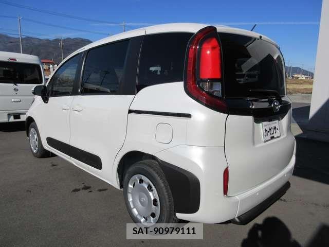 Toyota SIENTA 2026-05 7330097-6