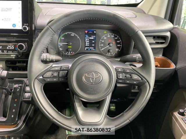 Toyota SIENTA 2022-08 7330107-10