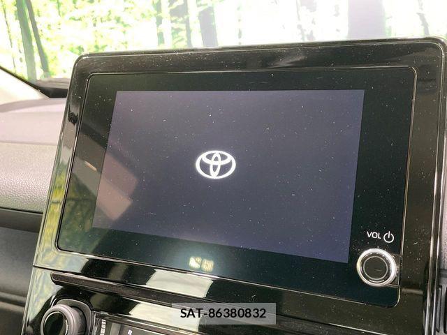 Toyota SIENTA 2022-08 7330107-2