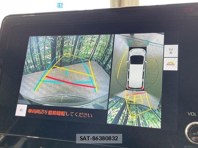 Toyota SIENTA 2022-08 7330107-3