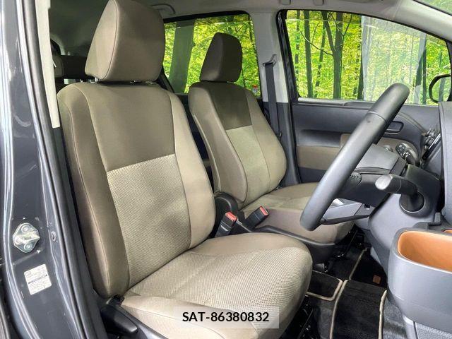 Toyota SIENTA 2022-08 7330107-6