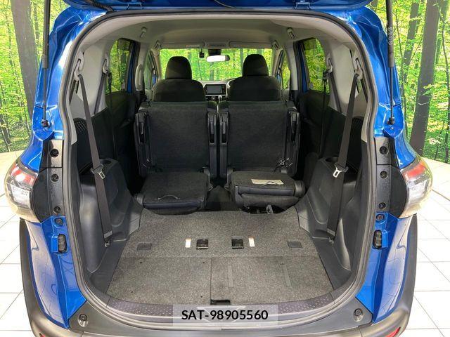 Toyota SIENTA 2016-01 7330117-10