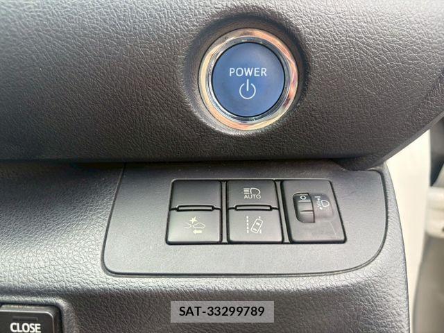Toyota SIENTA 2018-06 7330118-11